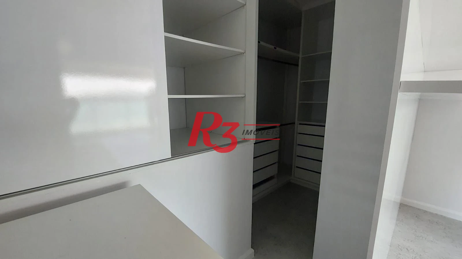 Apartamento Duplex com 3 dormitórios à venda, 106 m² por R$ 1.200.000,00 - José Menino - Santos/SP