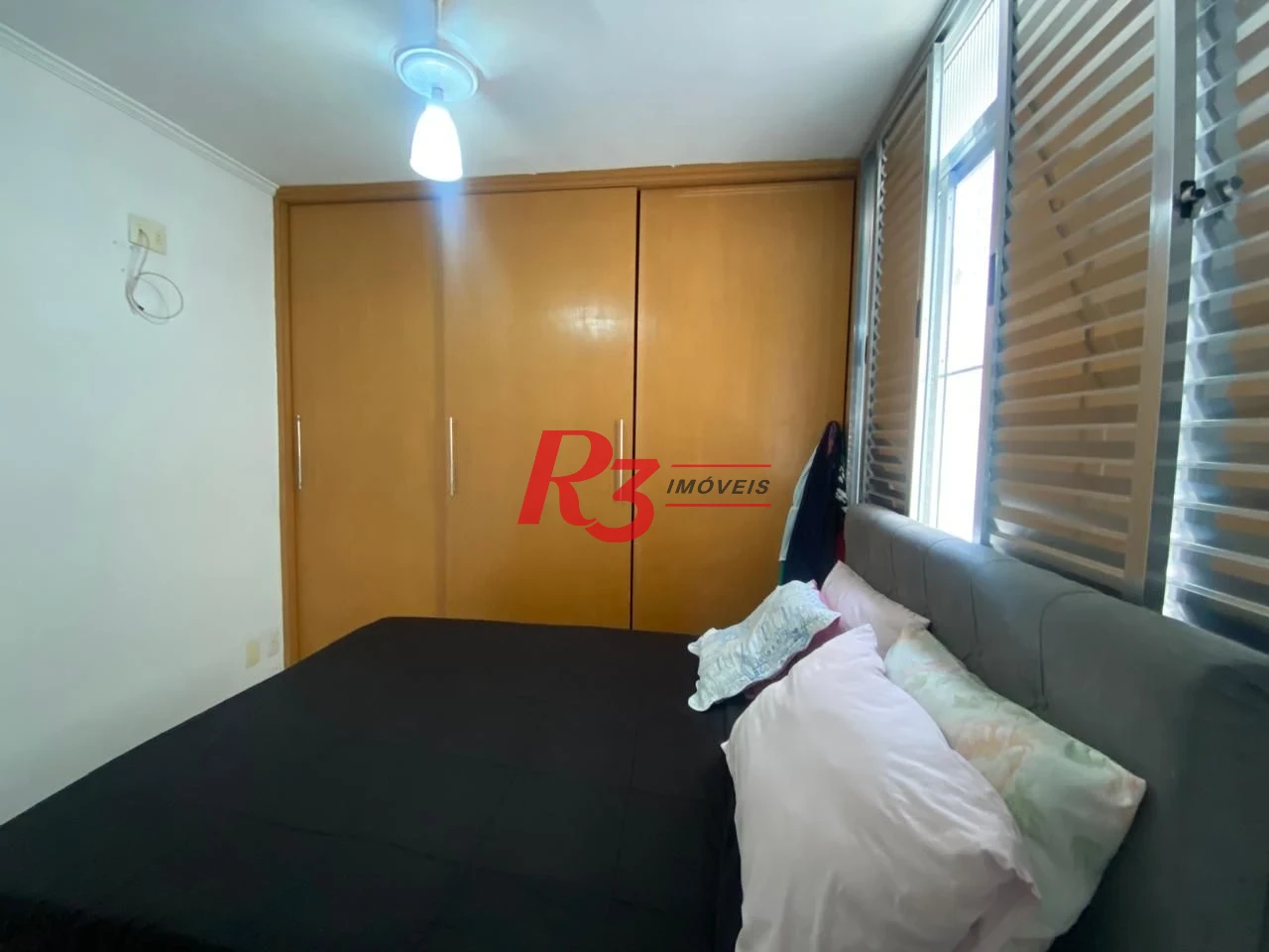 Apartamento com 1 dormitório à venda, 63 m² por R$ 330.000,00 - José Menino - Santos/SP