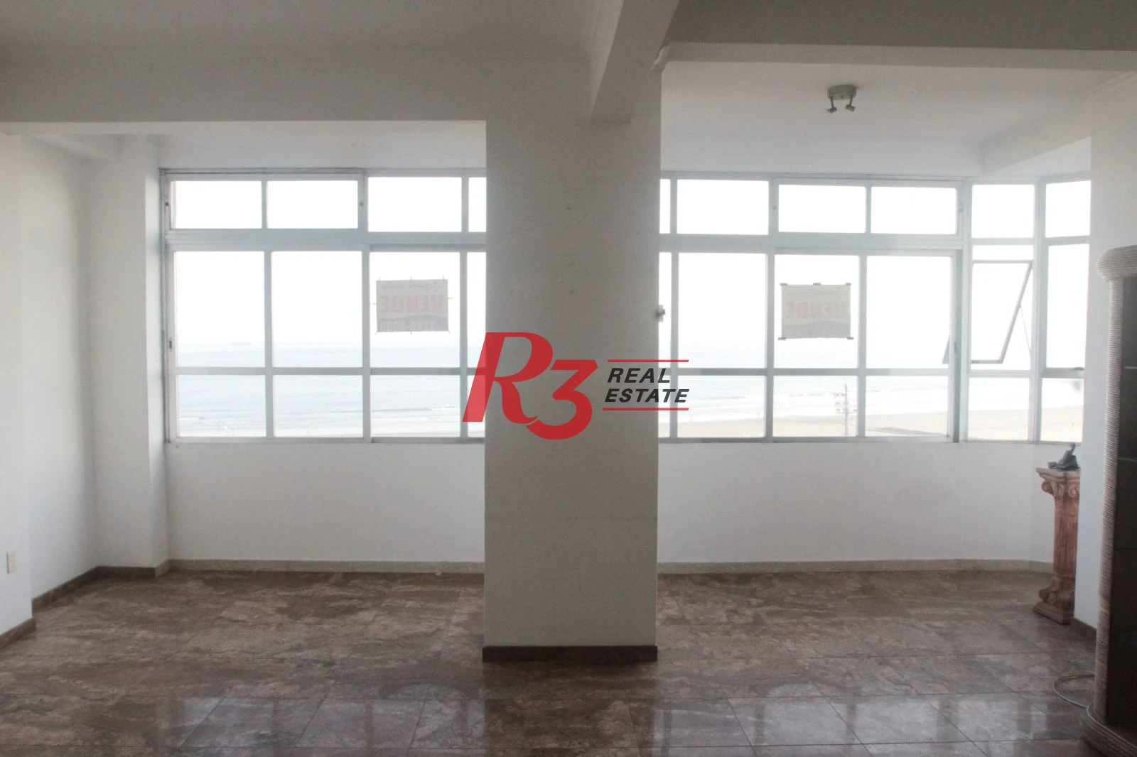 Apartamento com 2 dormitórios à venda, 103 m² por R$ 645.000,00 - Boqueirão - Santos/SP