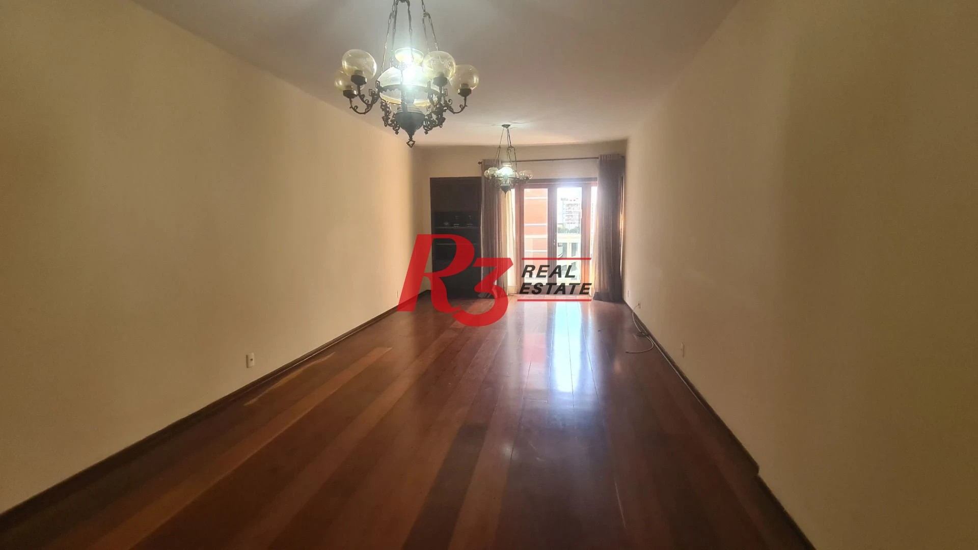 Apartamento com 2 dormitórios à venda, 134 m² por R$ 990.000,00 - Boqueirão - Santos/SP