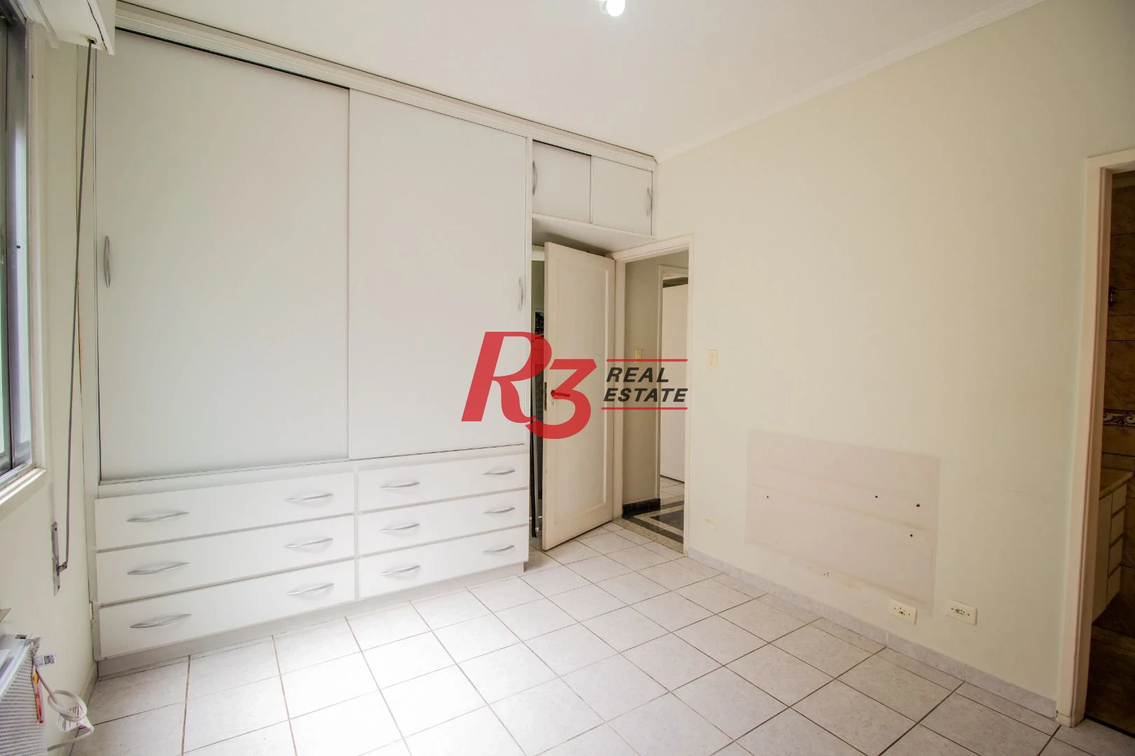 Apartamento com 2 dormitórios à venda, 113 m² por R$ 635.000,00 - Boqueirão - Santos/SP