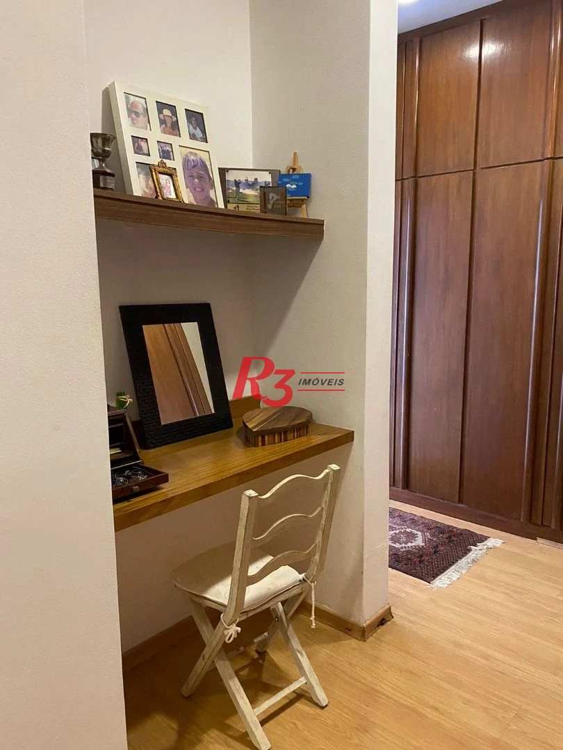Apartamento com 3 dormitórios à venda, 262 m² por R$ 2.130.000,00 - Boqueirão - Santos/SP