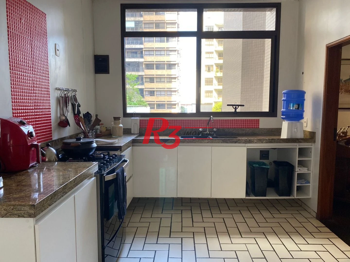 Apartamento com 3 dormitórios à venda, 262 m² por R$ 2.130.000,00 - Boqueirão - Santos/SP