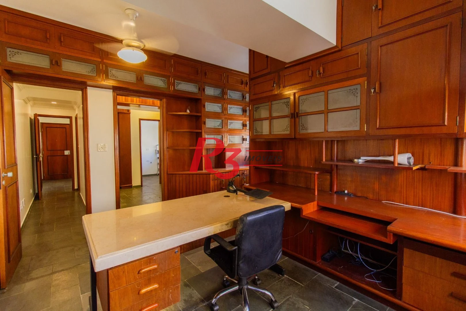 Conjunto para alugar, 70 m² por R$ 4.251,00/mês - Gonzaga - Santos/SP