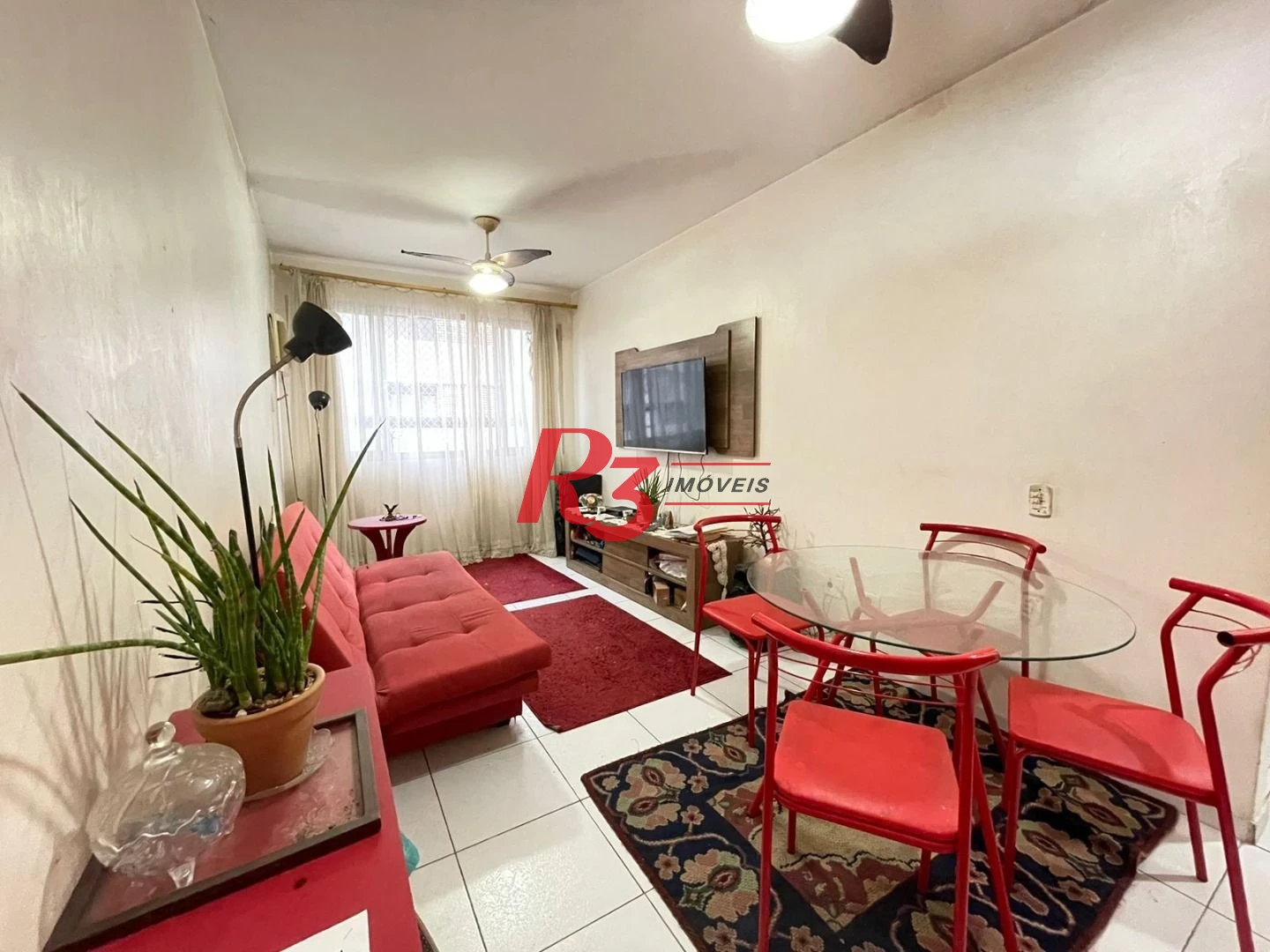Apartamento com 2 dormitórios à venda, 72 m² por R$ 477.000,00 - José Menino - Santos/SP