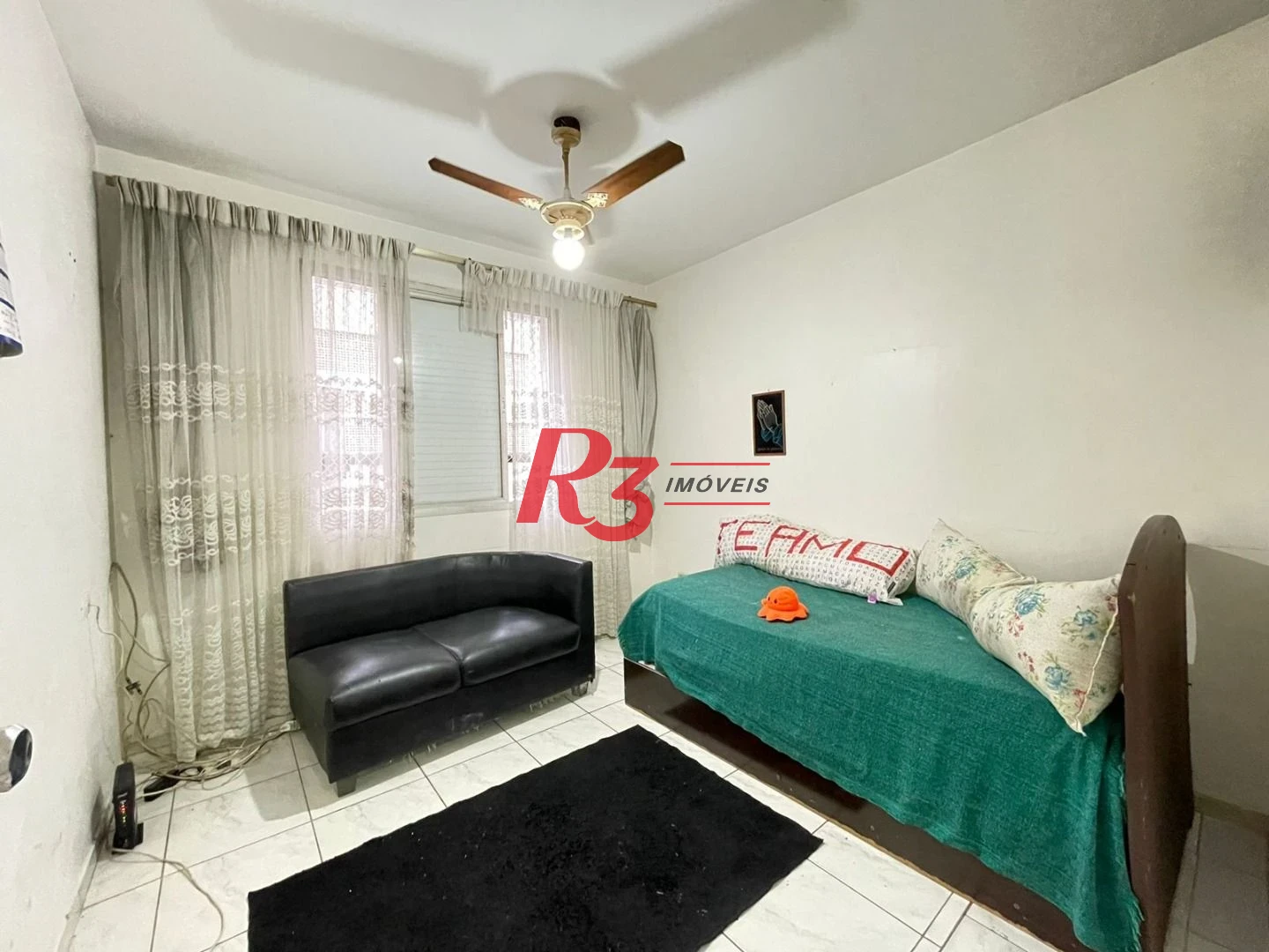 Apartamento com 2 dormitórios à venda, 72 m² por R$ 477.000,00 - José Menino - Santos/SP