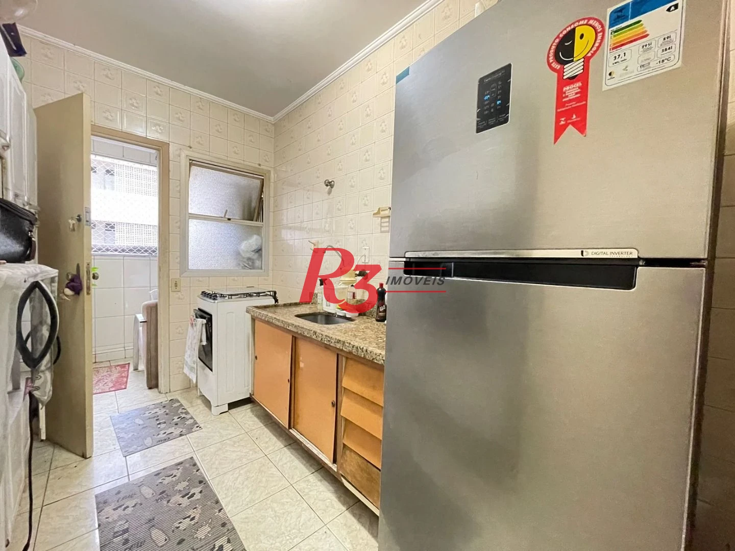 Apartamento com 2 dormitórios à venda, 72 m² por R$ 477.000,00 - José Menino - Santos/SP