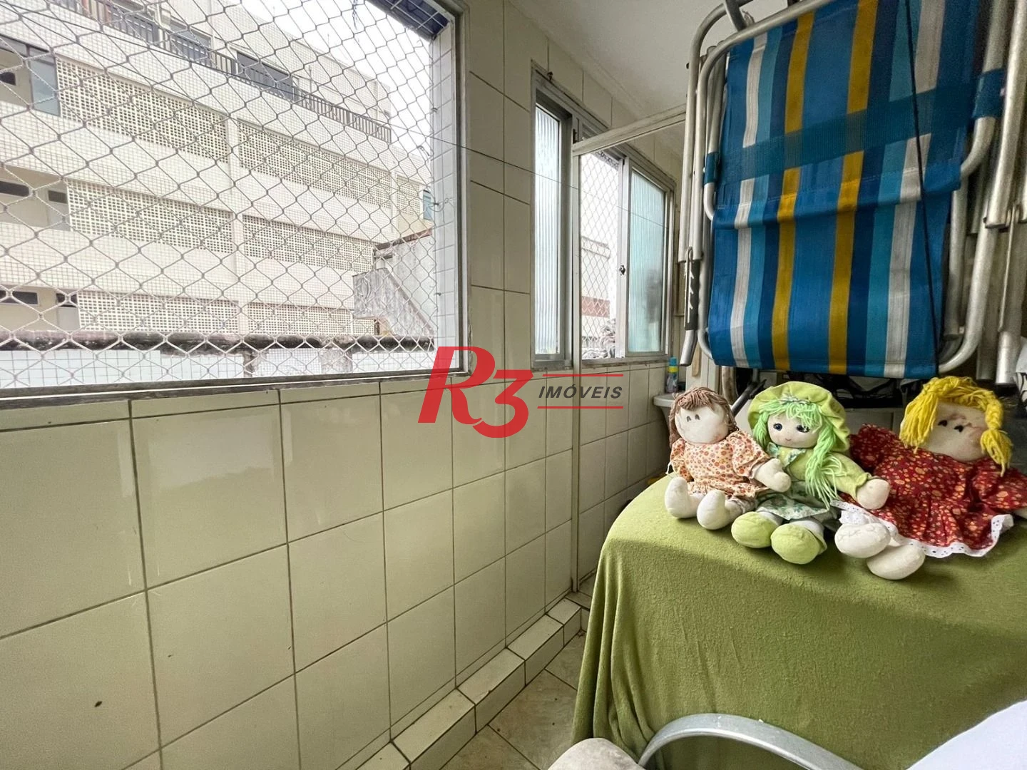 Apartamento com 2 dormitórios à venda, 72 m² por R$ 477.000,00 - José Menino - Santos/SP