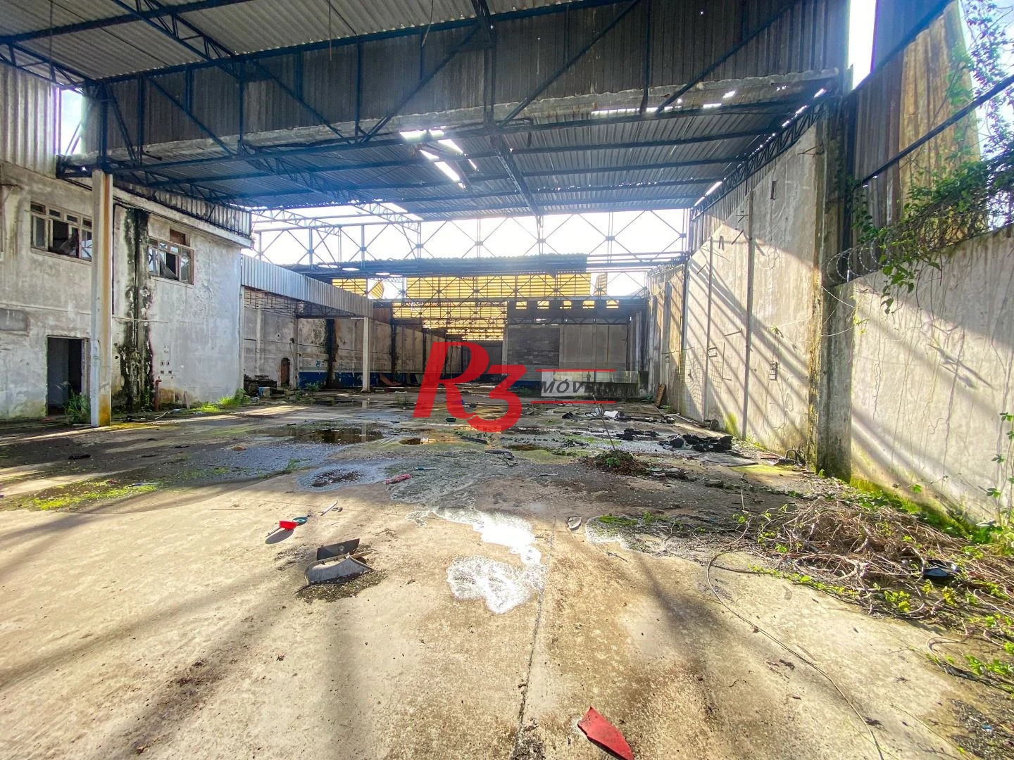 Terreno à venda no bairro Vila Matias em Santos SP