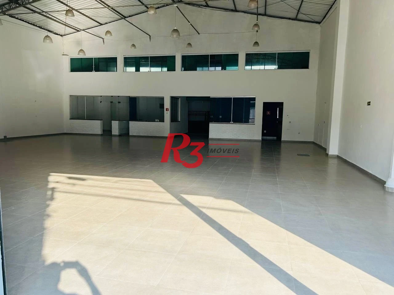 Loja para alugar, 480 m² por R$ 16.984,00/mês - Vila Matias - Santos/SP