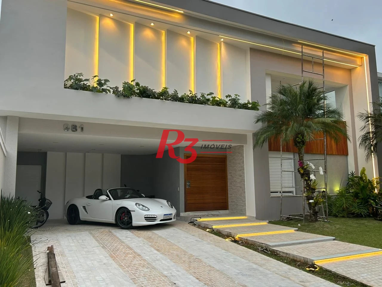 Casa com 6 dormitórios à venda, 476 m² por R$ 5.700.000,00 - Acapulco - Guarujá/SP