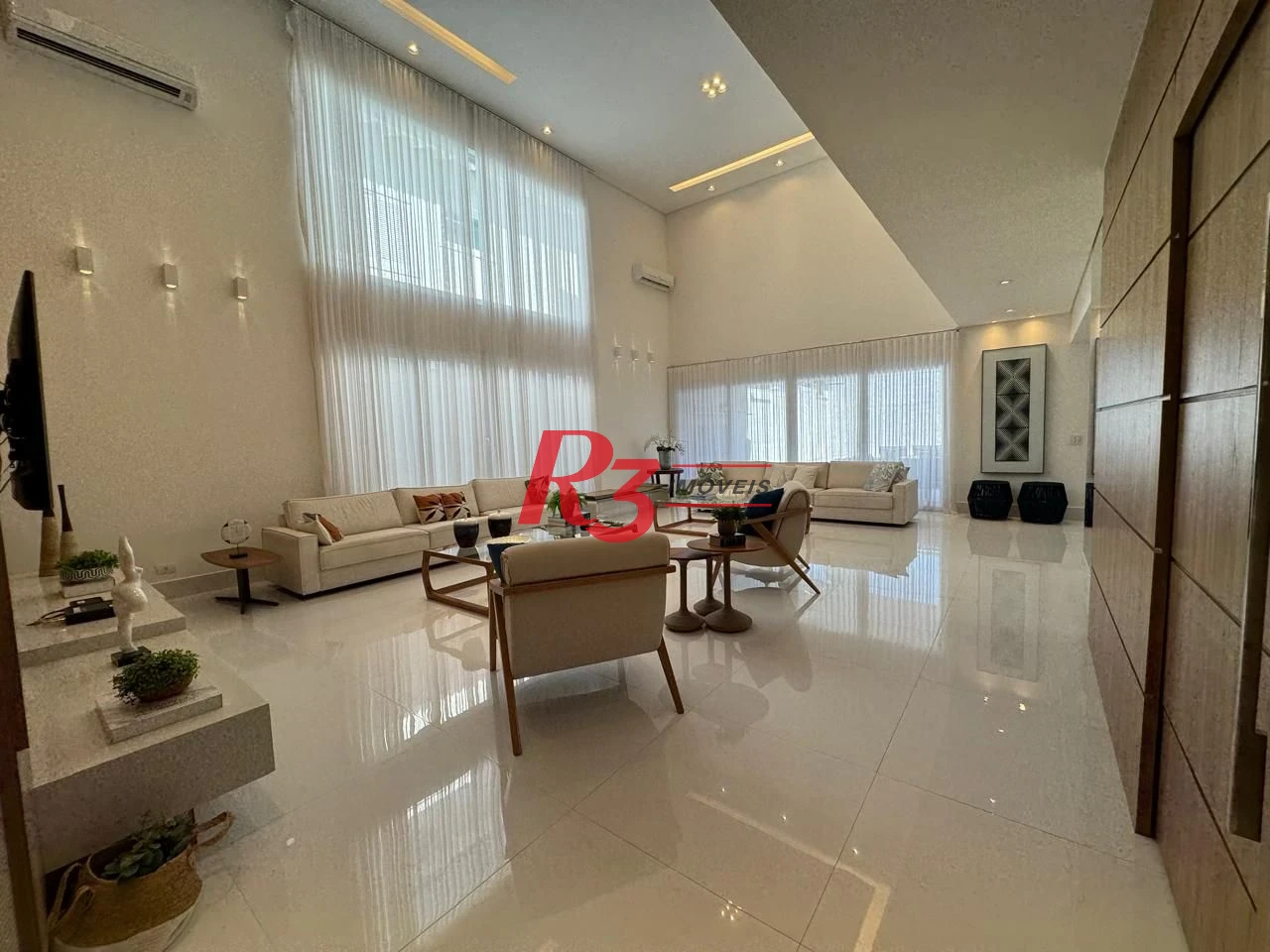 Casa com 6 dormitórios à venda, 476 m² por R$ 5.700.000,00 - Acapulco - Guarujá/SP