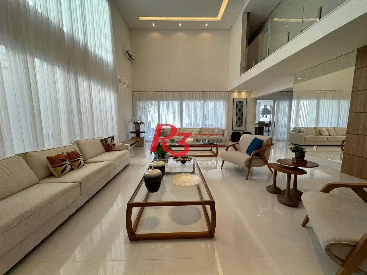 Casa com 6 dormitórios à venda, 476 m² por R$ 5.700.000,00 - Acapulco - Guarujá/SP