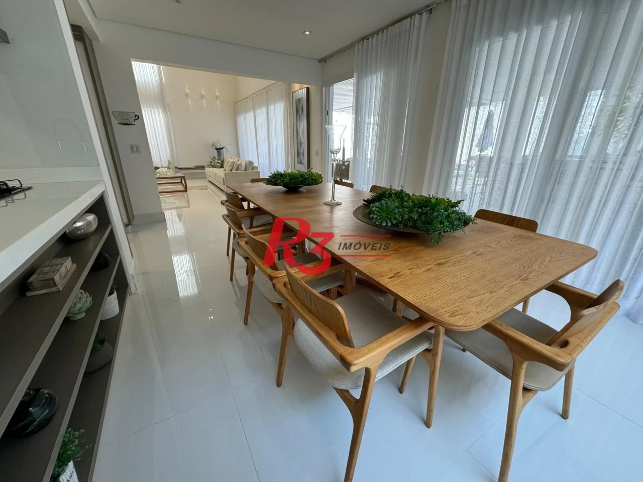 Casa com 6 dormitórios à venda, 476 m² por R$ 5.700.000,00 - Acapulco - Guarujá/SP