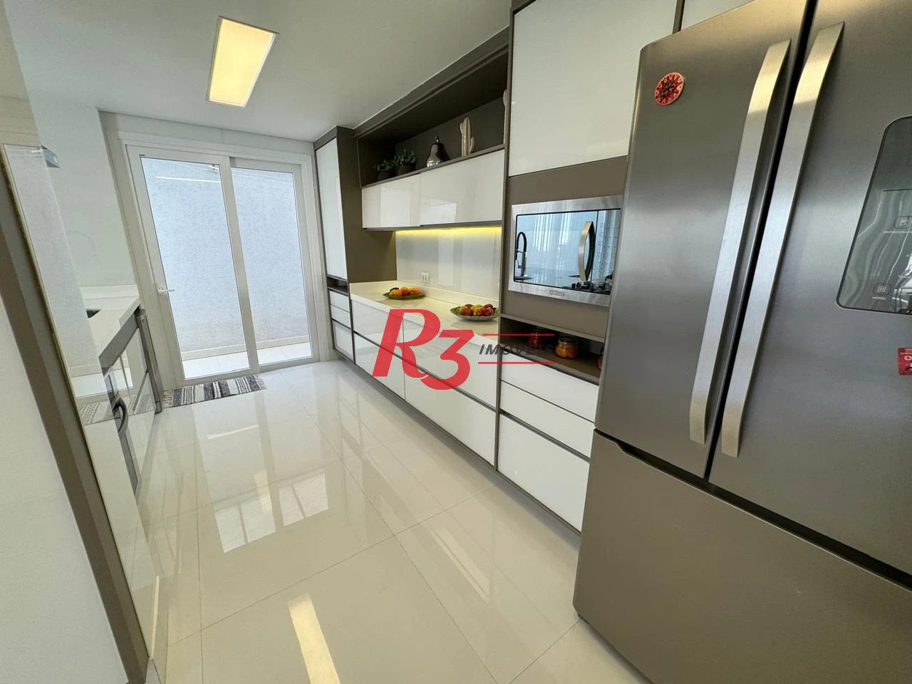Casa com 6 dormitórios à venda, 476 m² por R$ 5.700.000,00 - Acapulco - Guarujá/SP