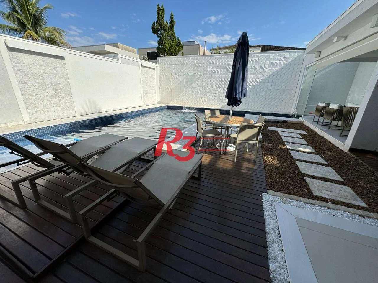 Casa com 6 dormitórios à venda, 476 m² por R$ 5.700.000,00 - Acapulco - Guarujá/SP