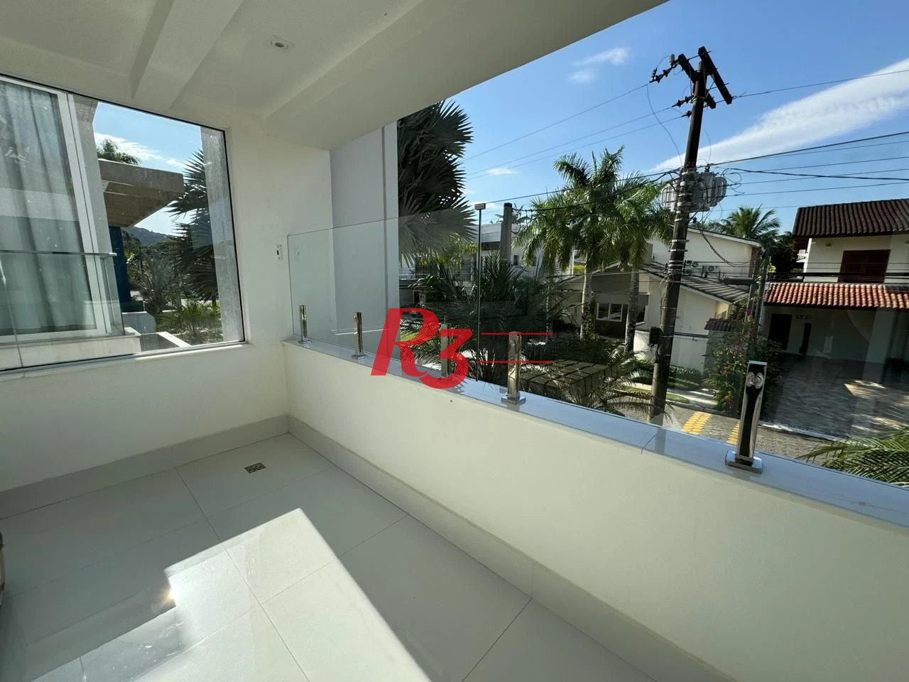 Casa com 6 dormitórios à venda, 476 m² por R$ 5.700.000,00 - Acapulco - Guarujá/SP