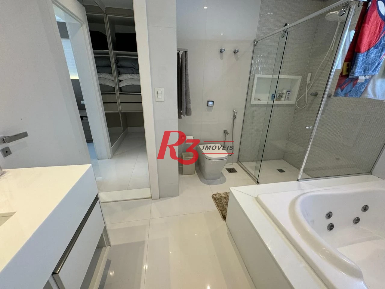 Casa com 6 dormitórios à venda, 476 m² por R$ 5.700.000,00 - Acapulco - Guarujá/SP