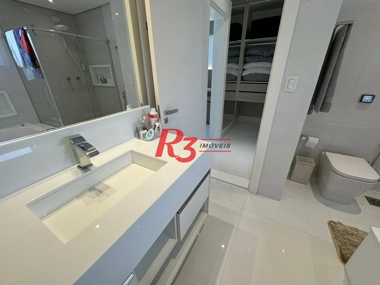 Casa com 6 dormitórios à venda, 476 m² por R$ 5.700.000,00 - Acapulco - Guarujá/SP