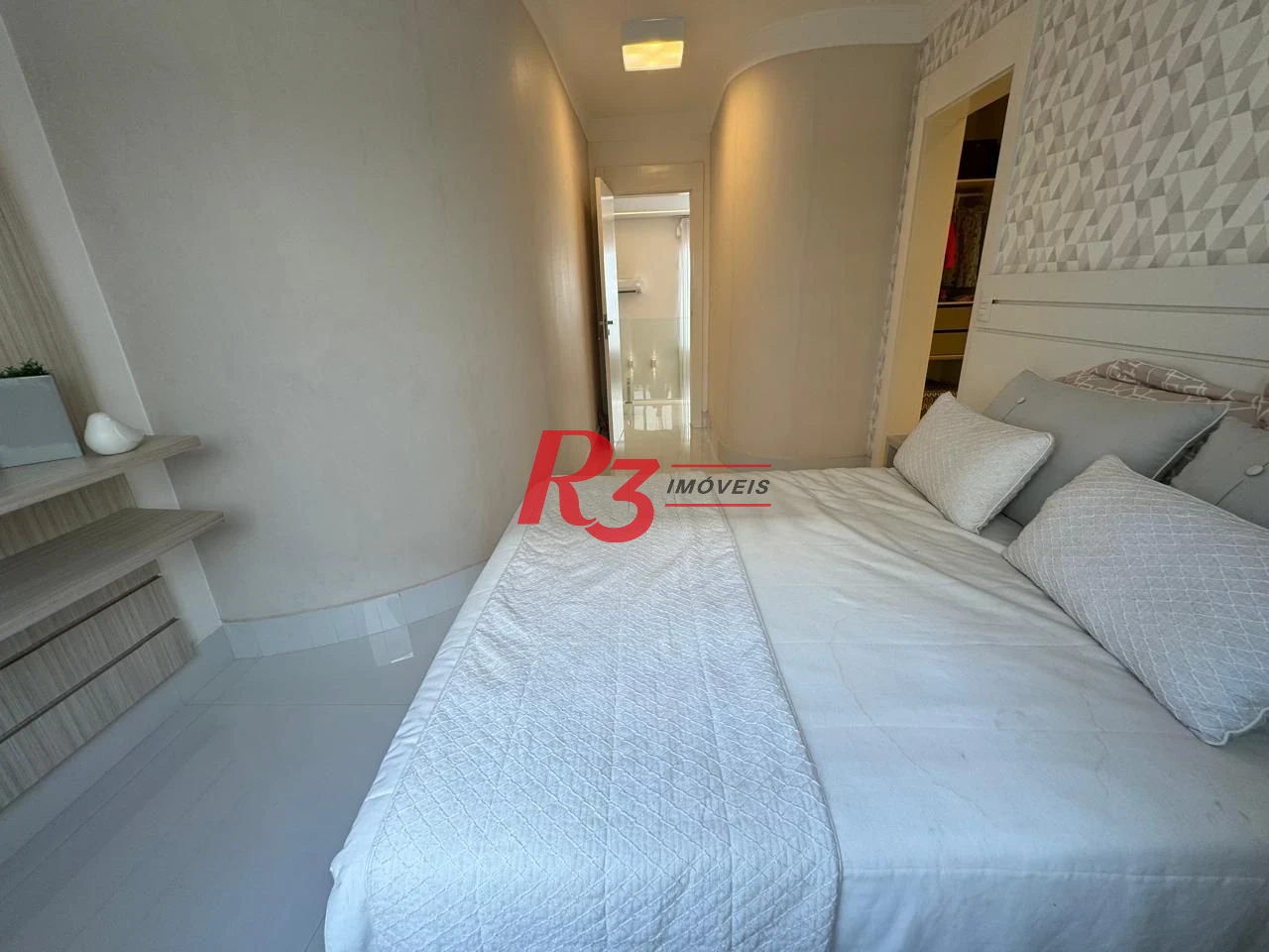 Casa com 6 dormitórios à venda, 476 m² por R$ 5.700.000,00 - Acapulco - Guarujá/SP
