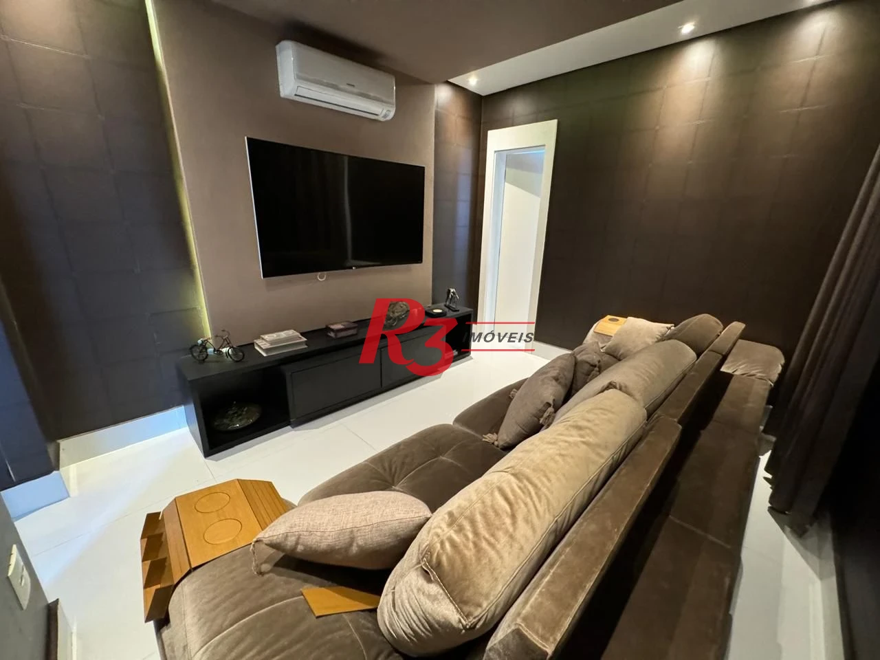 Casa com 6 dormitórios à venda, 476 m² por R$ 5.700.000,00 - Acapulco - Guarujá/SP