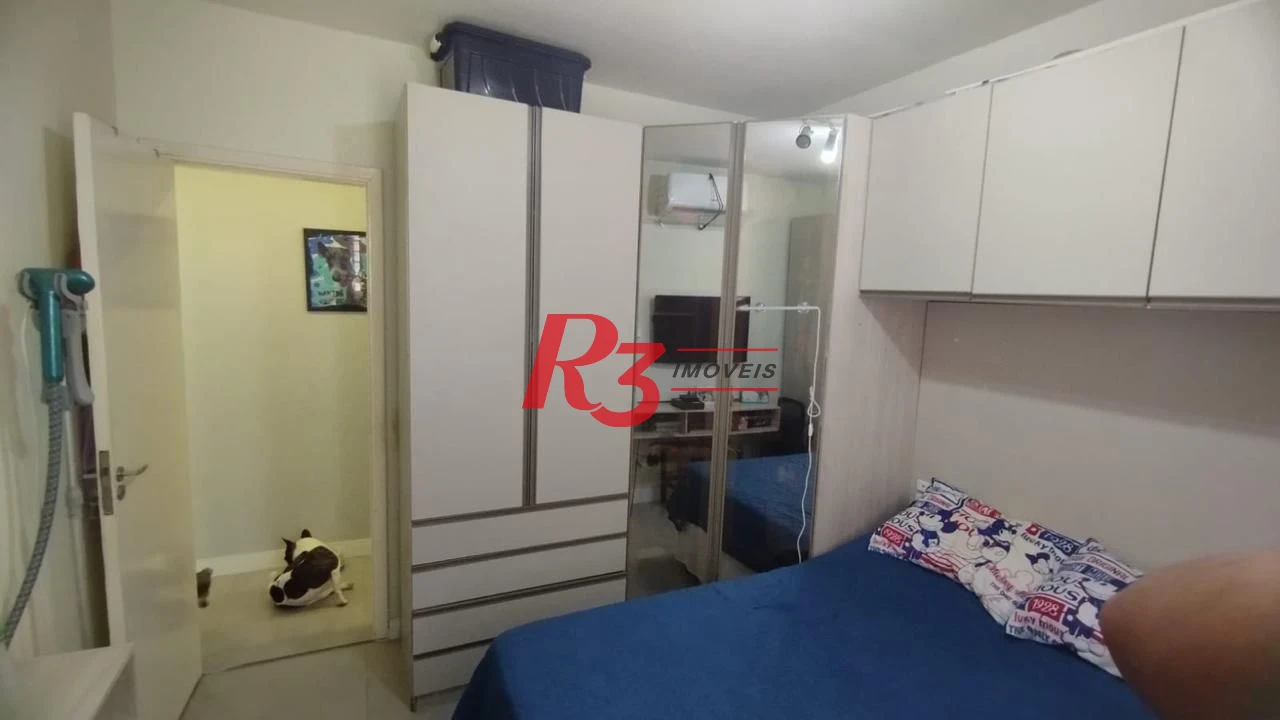 Oportunidade à venda na orla do José Menino em Santos, 71 m², 2 quartos, 2 banheiros, 2 vagas, vista mar, condição especial!!!