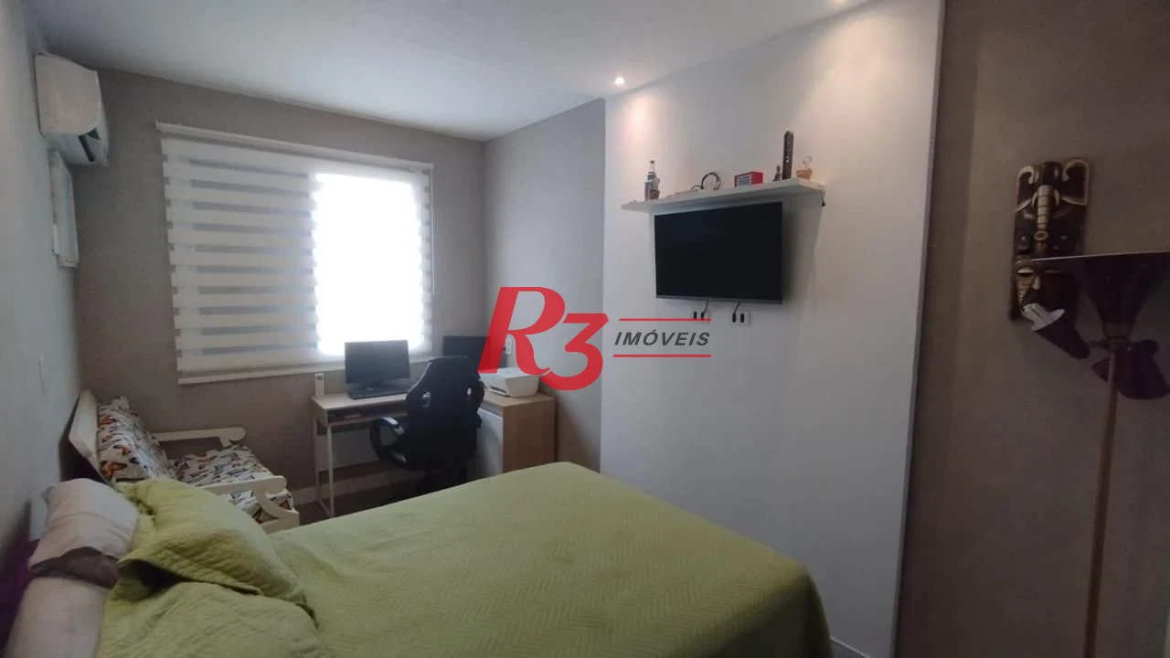 Oportunidade à venda na orla do José Menino em Santos, 71 m², 2 quartos, 2 banheiros, 2 vagas, vista mar, condição especial!!!