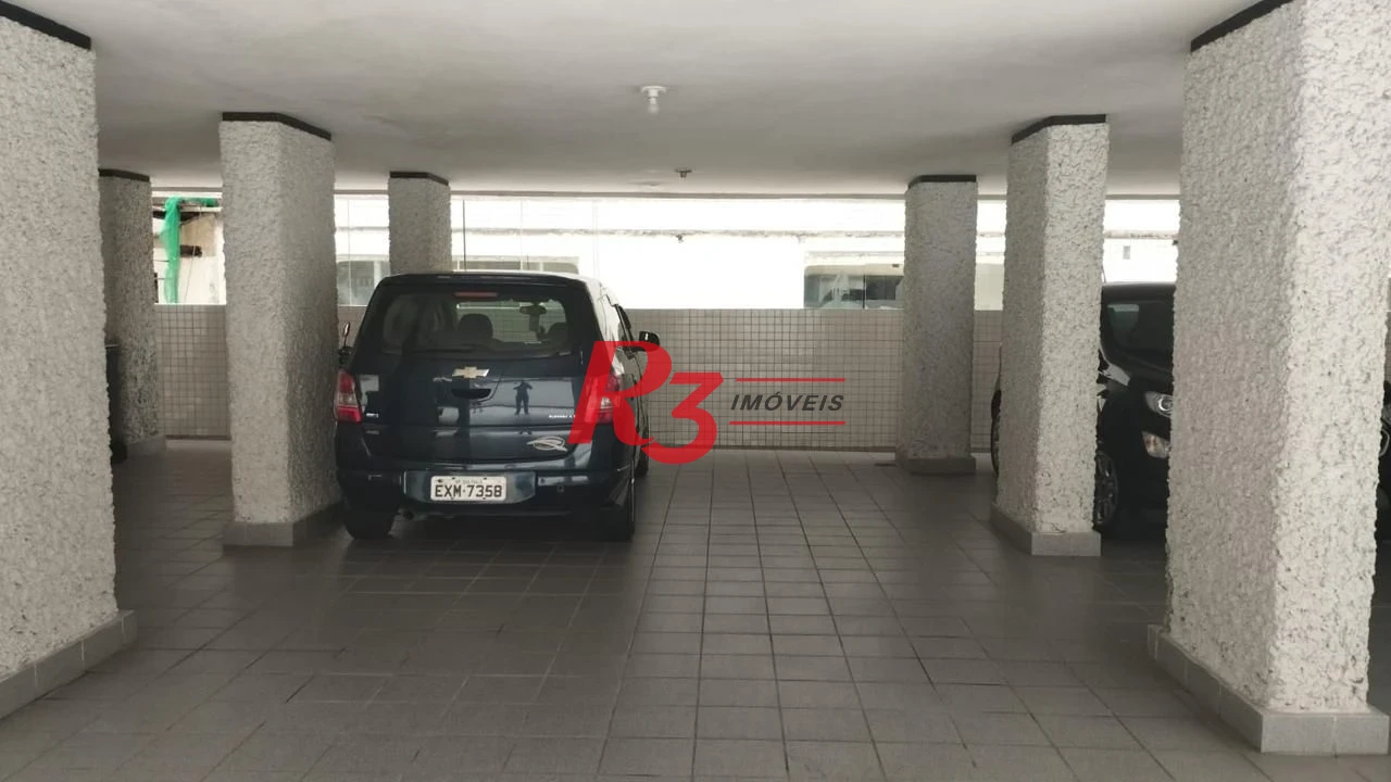 Oportunidade à venda na orla do José Menino em Santos, 71 m², 2 quartos, 2 banheiros, 2 vagas, vista mar, condição especial!!!