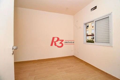Sobrado com 2 dormitórios à venda, 103 m² por R$ 665.000 - Campo Grande - Santos/SP