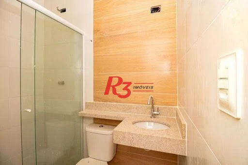 Sobrado com 2 dormitórios à venda, 103 m² por R$ 665.000 - Campo Grande - Santos/SP
