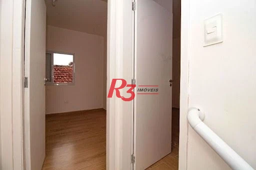 Sobrado com 2 dormitórios à venda, 103 m² por R$ 665.000 - Campo Grande - Santos/SP