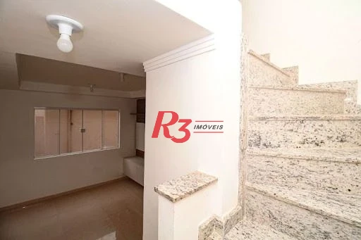 Sobrado com 2 dormitórios à venda, 103 m² por R$ 665.000 - Campo Grande - Santos/SP