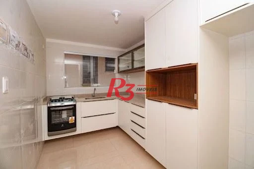 Sobrado com 2 dormitórios à venda, 103 m² por R$ 665.000 - Campo Grande - Santos/SP