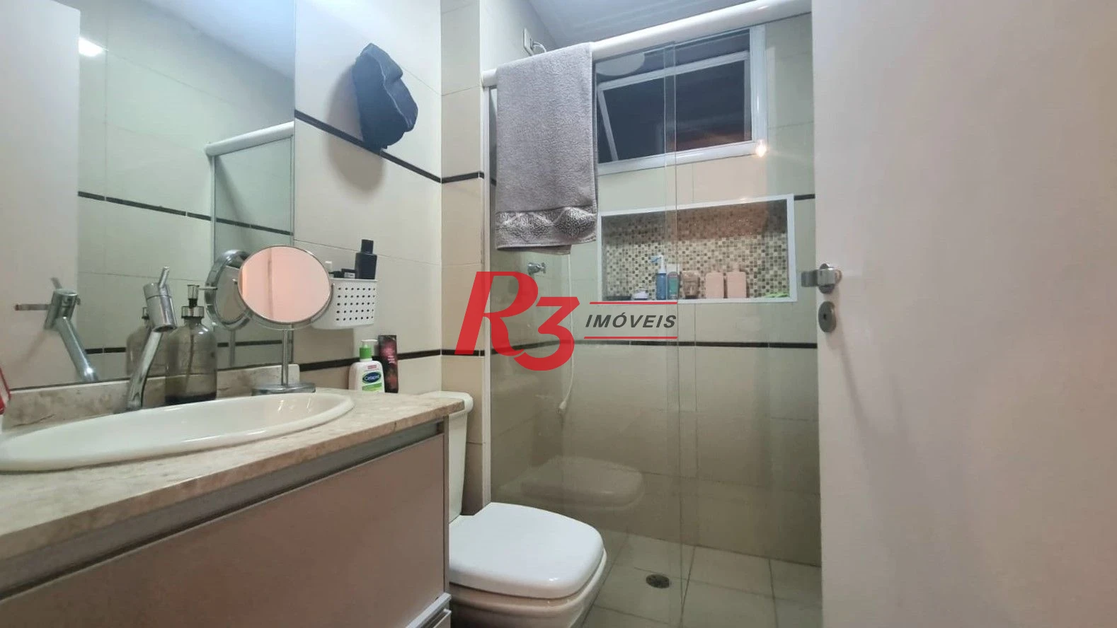 Cobertura com 3 dormitórios e lazer, à venda, 180 m² por R$ 1.650.000 - Boqueirão - Santos/SP