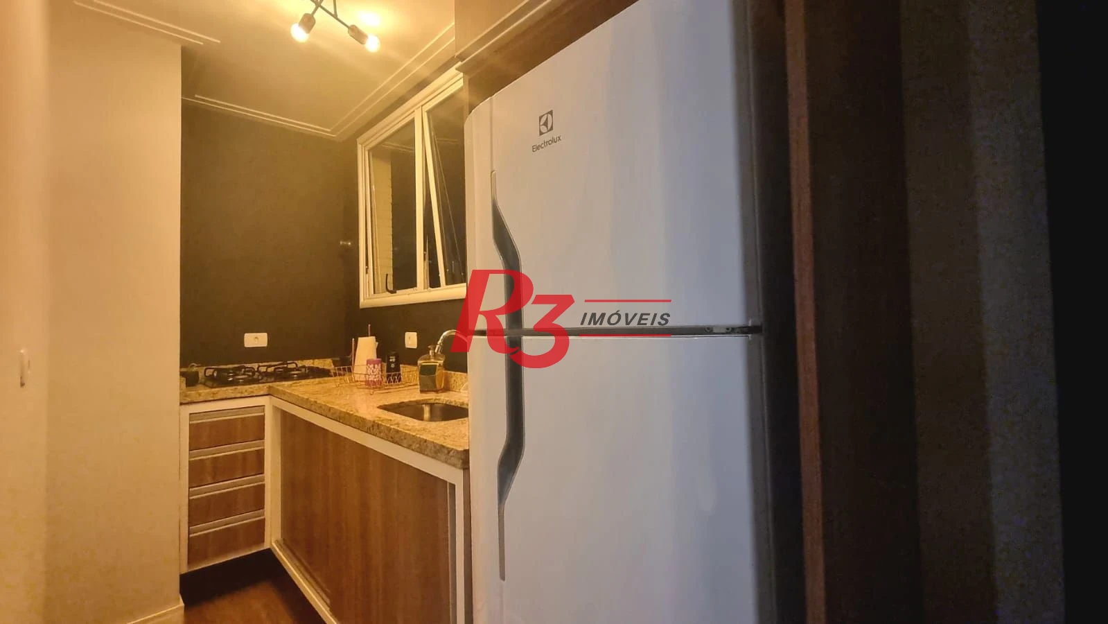Cobertura com 3 dormitórios e lazer, à venda, 180 m² por R$ 1.650.000 - Boqueirão - Santos/SP