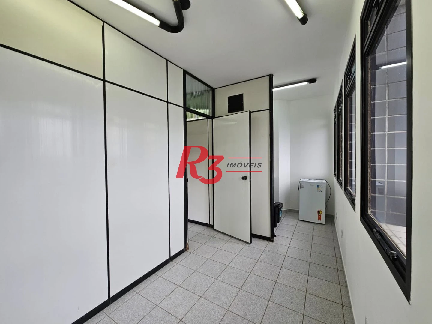 Sala, 85 m² - venda por R$ 370.000,00 ou aluguel por R$ 3.700,00/mês - Campo Grande - Santos/SP