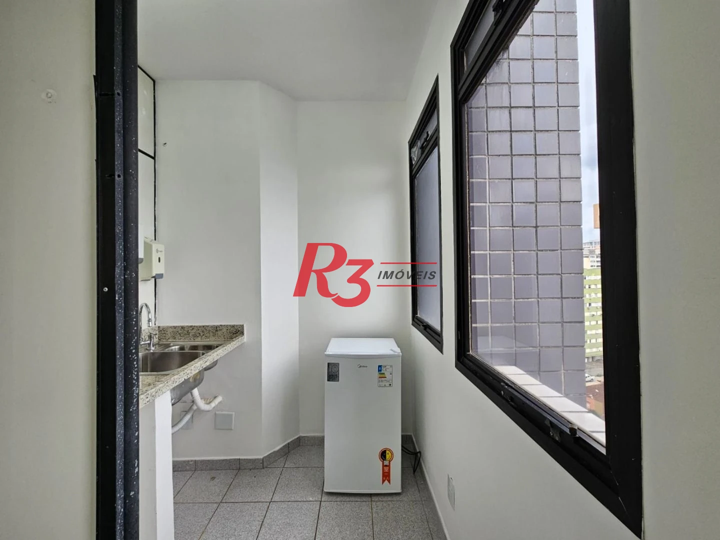 Sala, 85 m² - venda por R$ 370.000,00 ou aluguel por R$ 3.700,00/mês - Campo Grande - Santos/SP