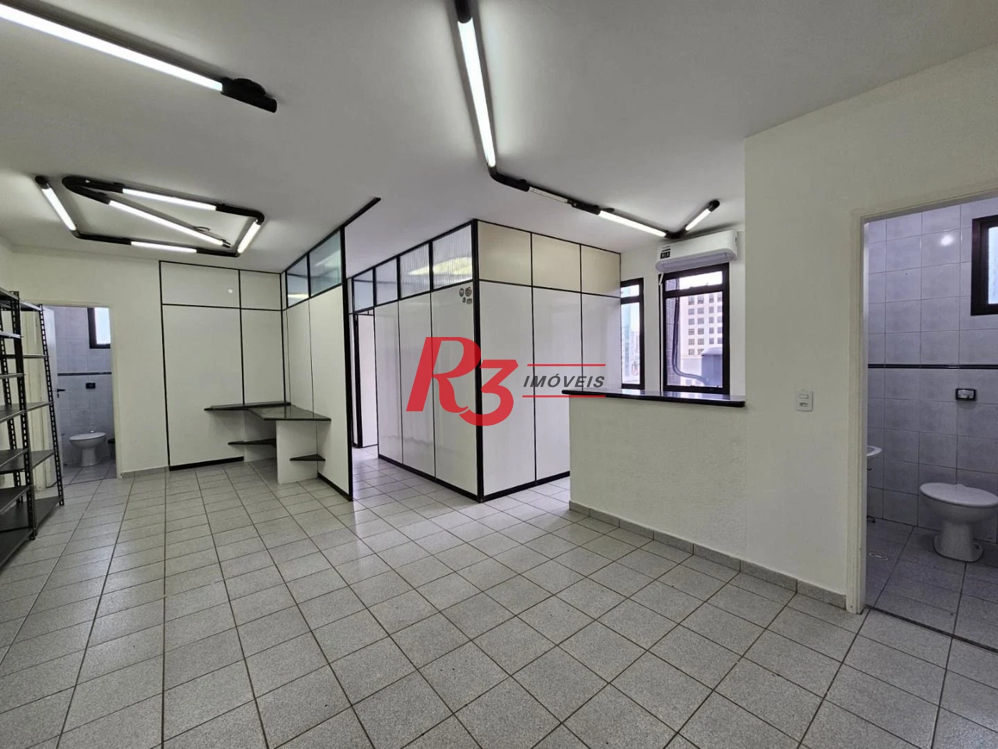 Sala, 85 m² - venda por R$ 370.000,00 ou aluguel por R$ 3.700,00/mês - Campo Grande - Santos/SP