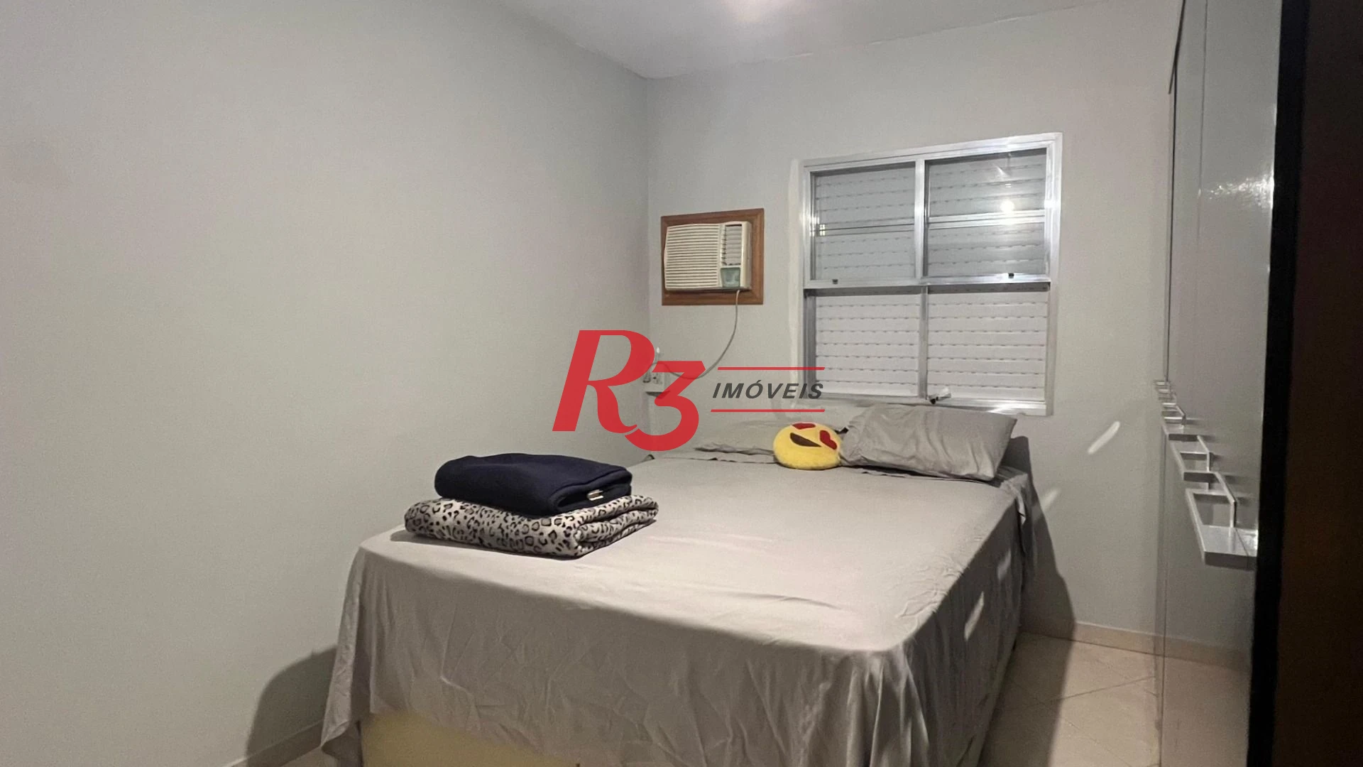 Apartamento à venda, 92 m² por R$ 456.000,00 - Encruzilhada - Santos/SP