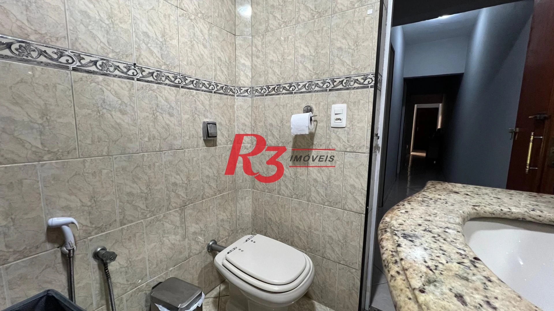 Apartamento à venda, 92 m² por R$ 456.000,00 - Encruzilhada - Santos/SP