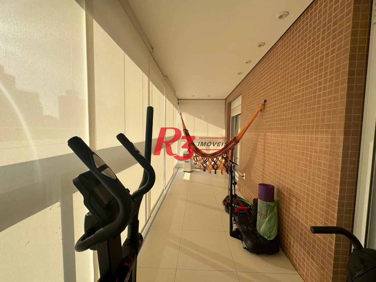 Apartamento com 3 dormitórios à venda, 221 m² - Gonzaga - Santos/SP