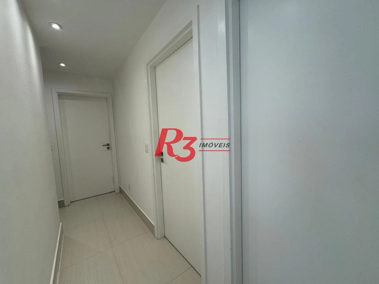 Apartamento com 3 dormitórios à venda, 221 m² - Gonzaga - Santos/SP