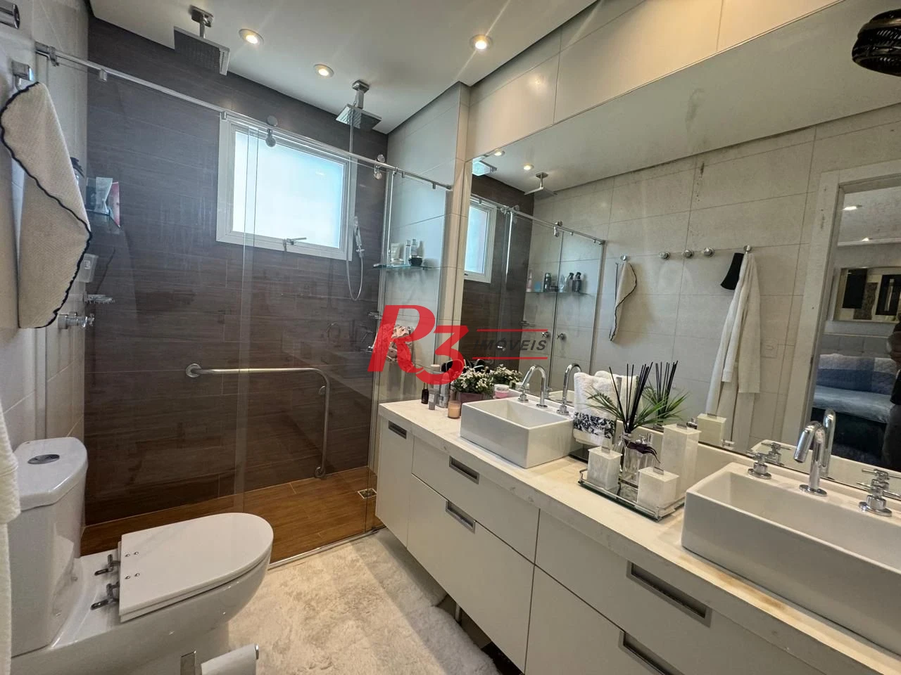Apartamento com 3 dormitórios à venda, 221 m² - Gonzaga - Santos/SP