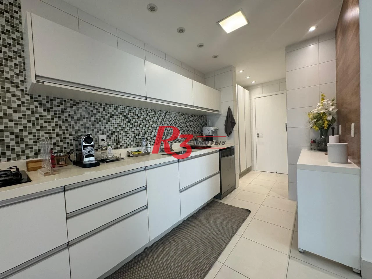 Apartamento com 3 dormitórios à venda, 221 m² - Gonzaga - Santos/SP