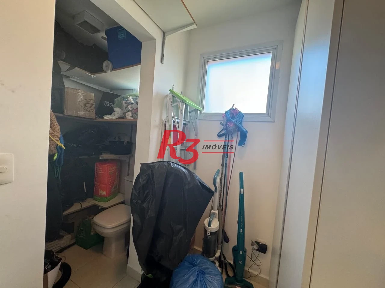 Apartamento com 3 dormitórios à venda, 221 m² - Gonzaga - Santos/SP