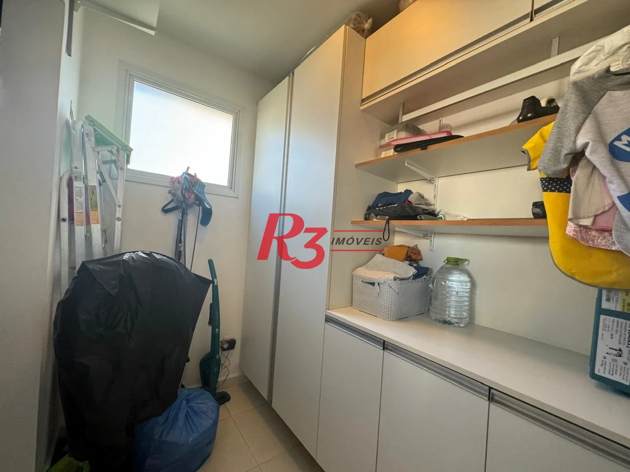 Apartamento com 3 dormitórios à venda, 221 m² - Gonzaga - Santos/SP