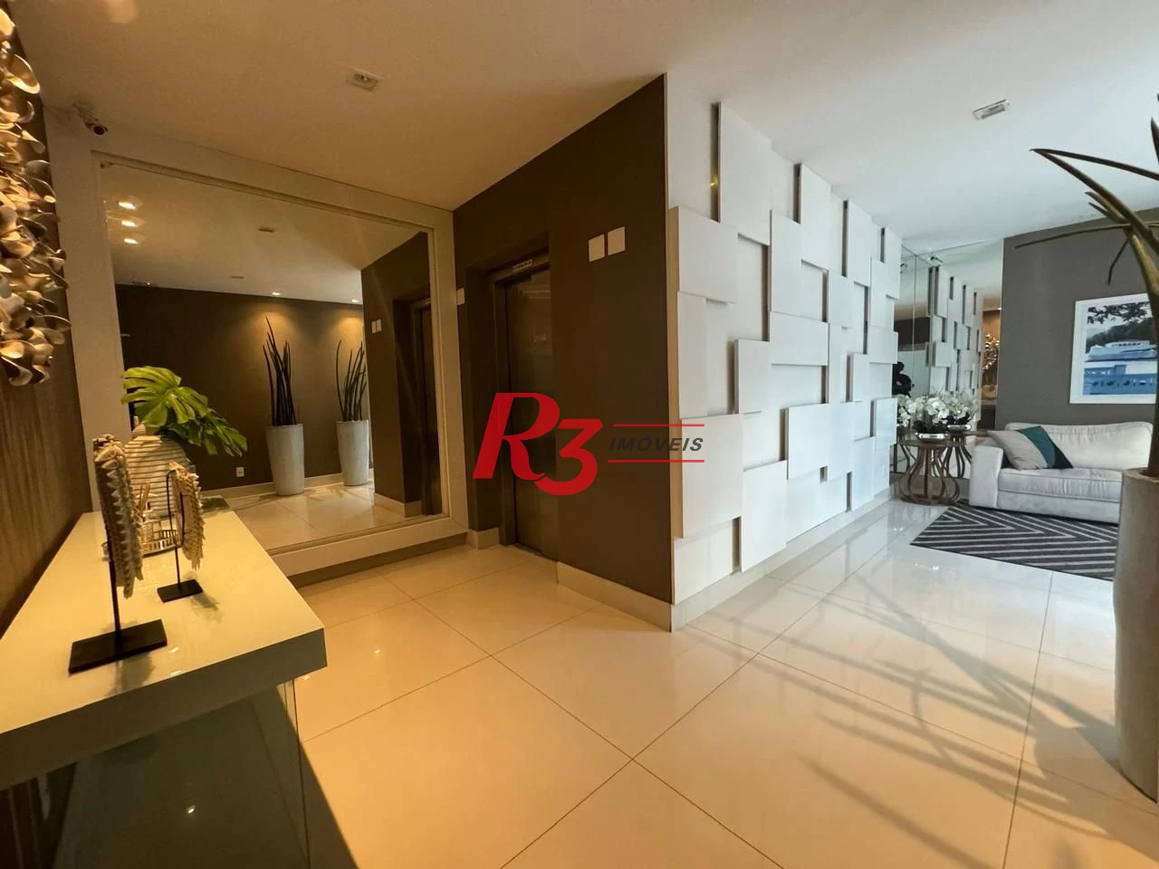 Apartamento com 3 dormitórios à venda, 221 m² - Gonzaga - Santos/SP