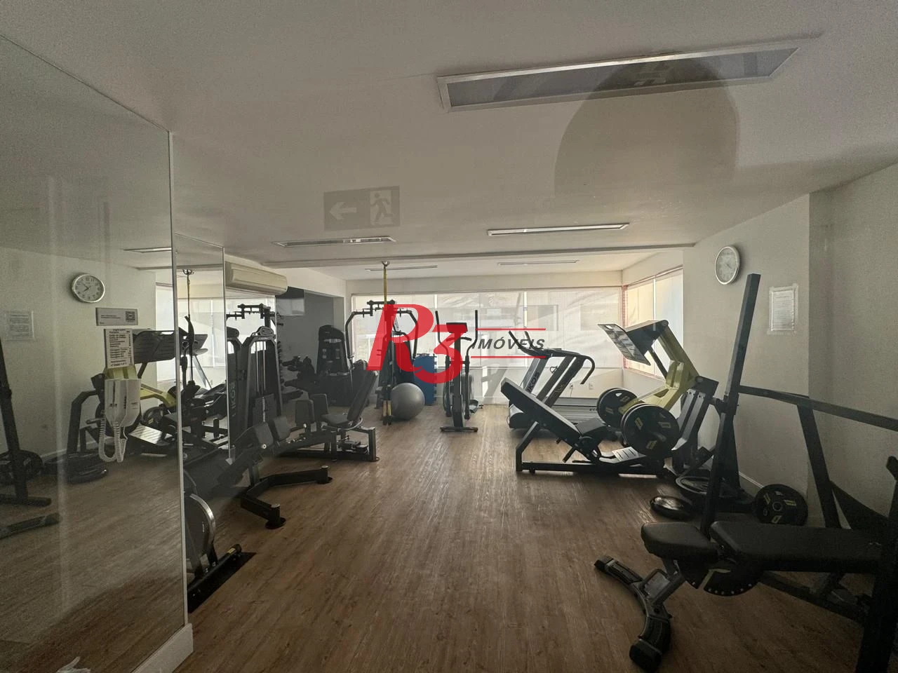 Apartamento com 3 dormitórios à venda, 221 m² - Gonzaga - Santos/SP