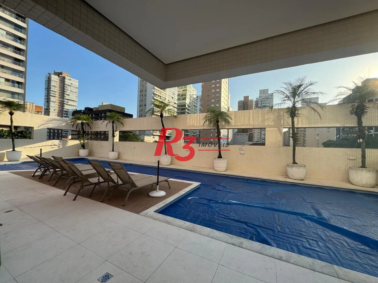 Apartamento com 3 dormitórios à venda, 221 m² - Gonzaga - Santos/SP