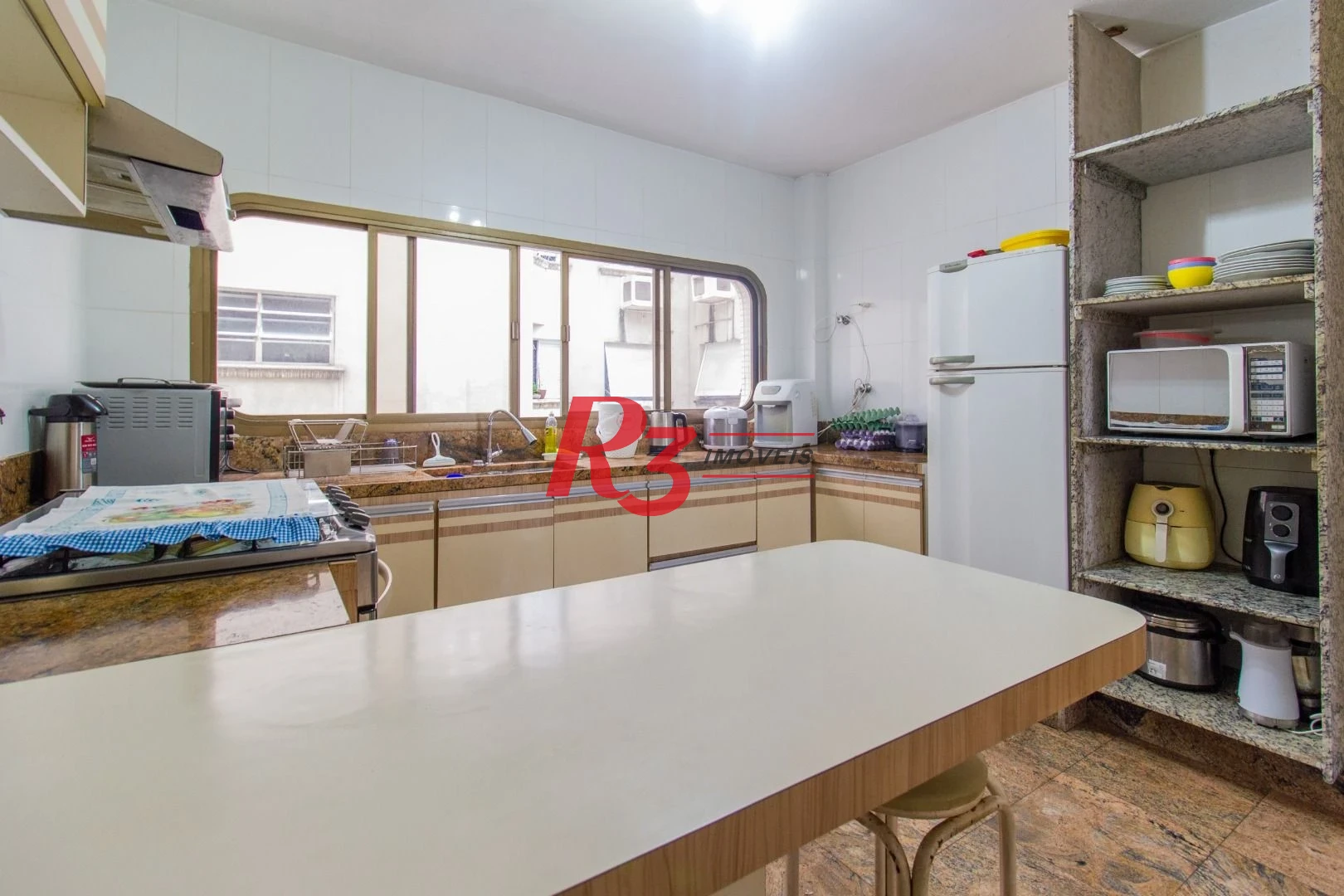 Apartamento à venda, 257 m² por R$ 2.130.000,00 - Gonzaga - Santos/SP